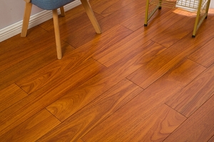 锁扣阔变豆 7206